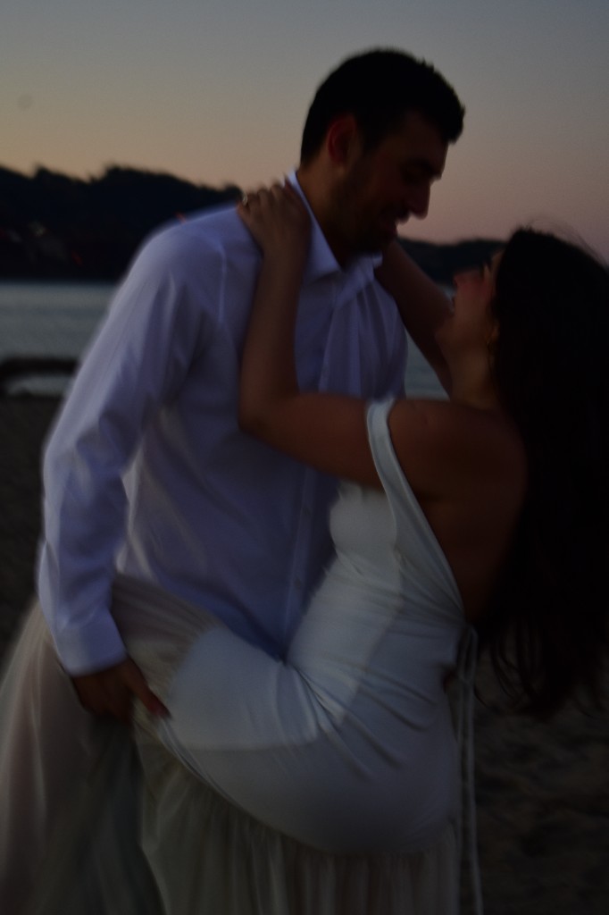 Cata y Caco abrazados